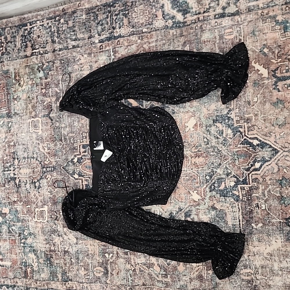 Sequence crop blouse